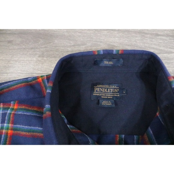 Pendleton Trail Shirt Mens Medium Plaid Virgin Wool Elbow Patch Flannel LARGE - Picture 2 of 6